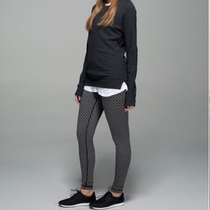 Rare Lululemon Wunder Under Leggings size 4